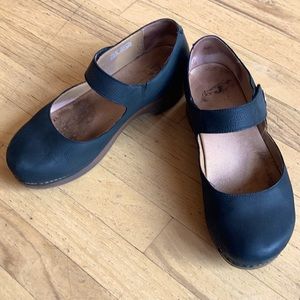 Dansko Beatrice size 41 in Black